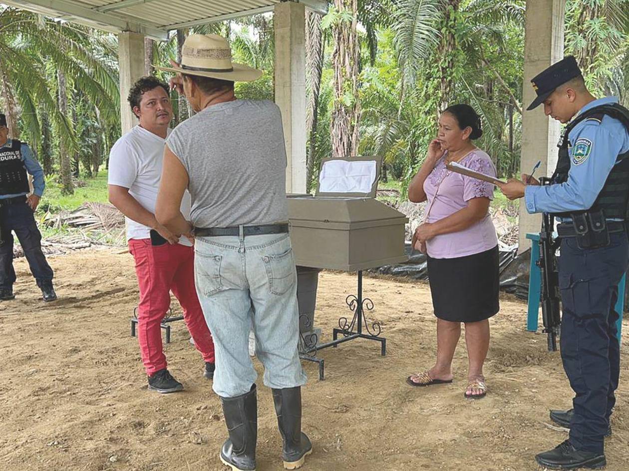 En unos 20 días se sabrá si víctimas de Toloa murieron por alcohol adulterado