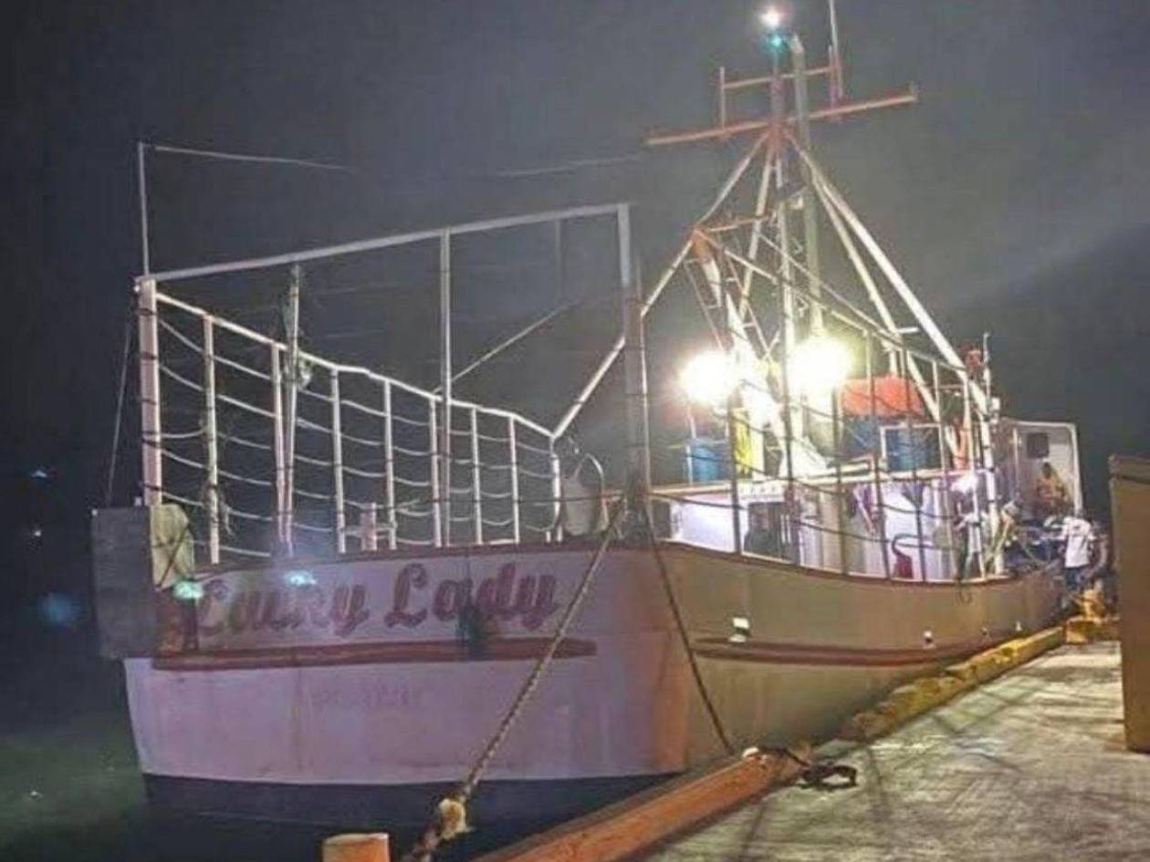 Angustiosa espera de familiares de los 18 tripulantes desaparecidos del Lucky Lady