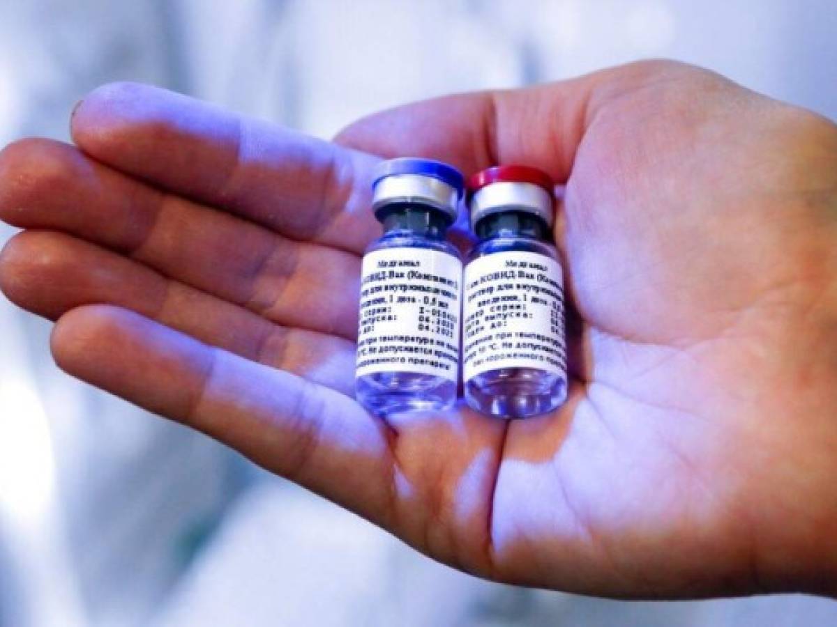 Moscú anuncia nueva etapa de pruebas de vacuna contra el covid-19  