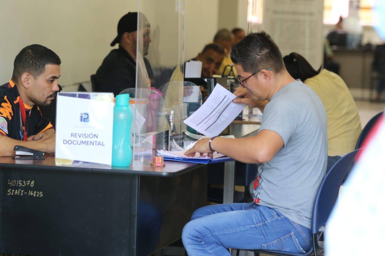 $!Las placas vehiculares tienen un costo de 500 lempiras para los hondureños