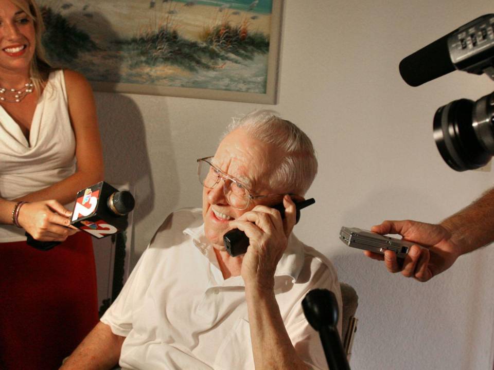 Joseph Collins usó su teléfono fijo en Florida en el 2007 para llamar a sus hijos y decirles que acababa de ganar la lotería.
