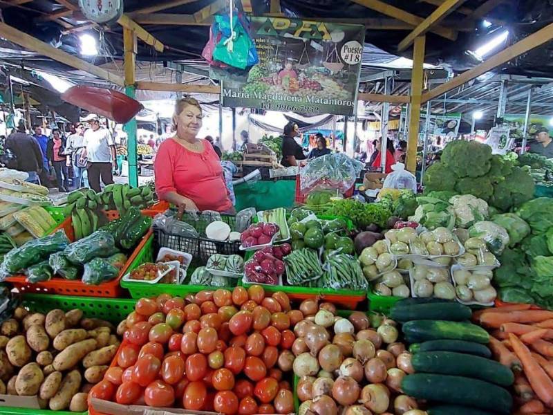 Las verduras subieron de precio desde este viernes y fin de semana mientras el de la carne se mantiene.