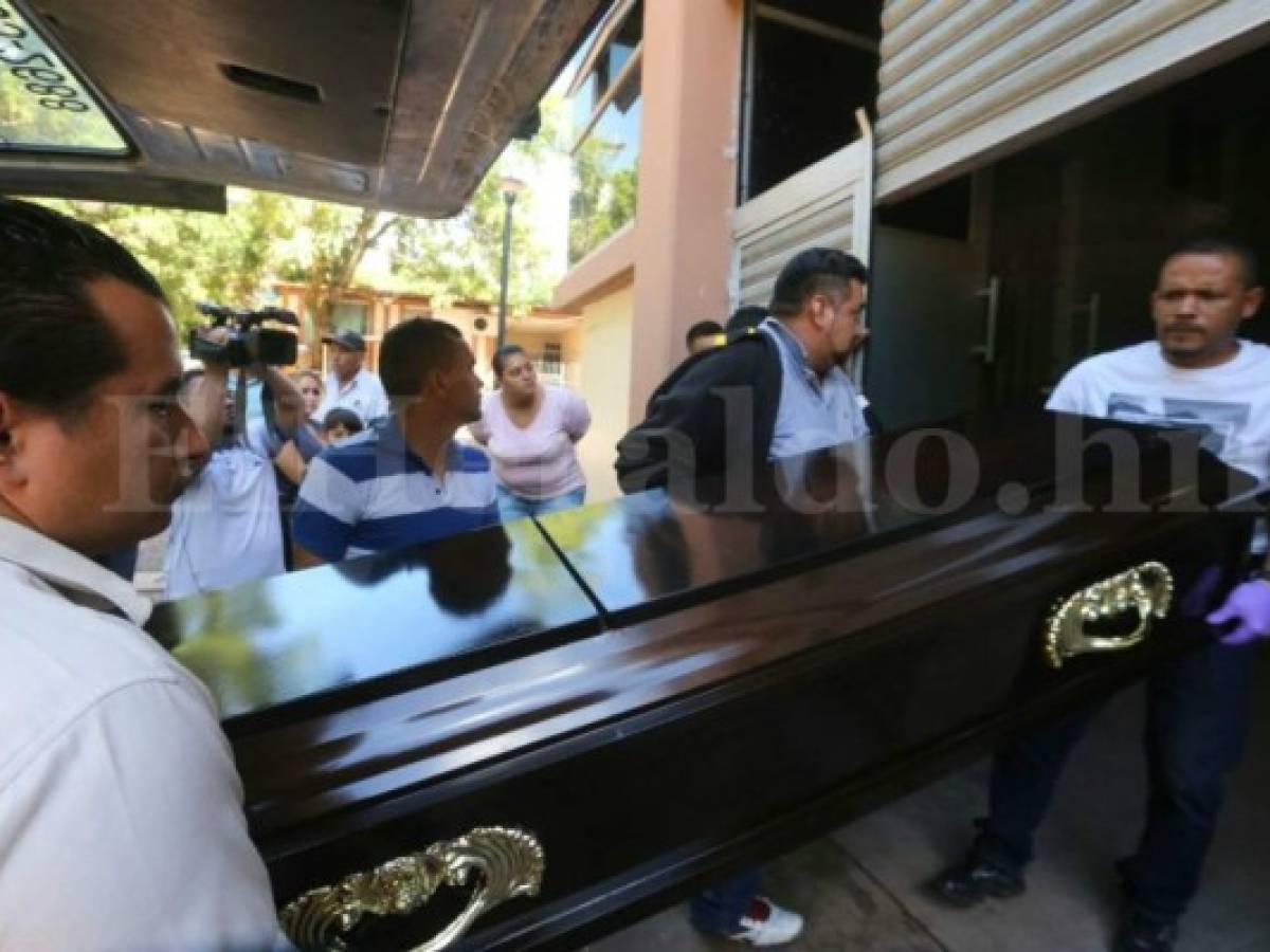 'Jamás pensé verte así hijo', lamenta padre de víctima de la masacre en aldea Yaguacire