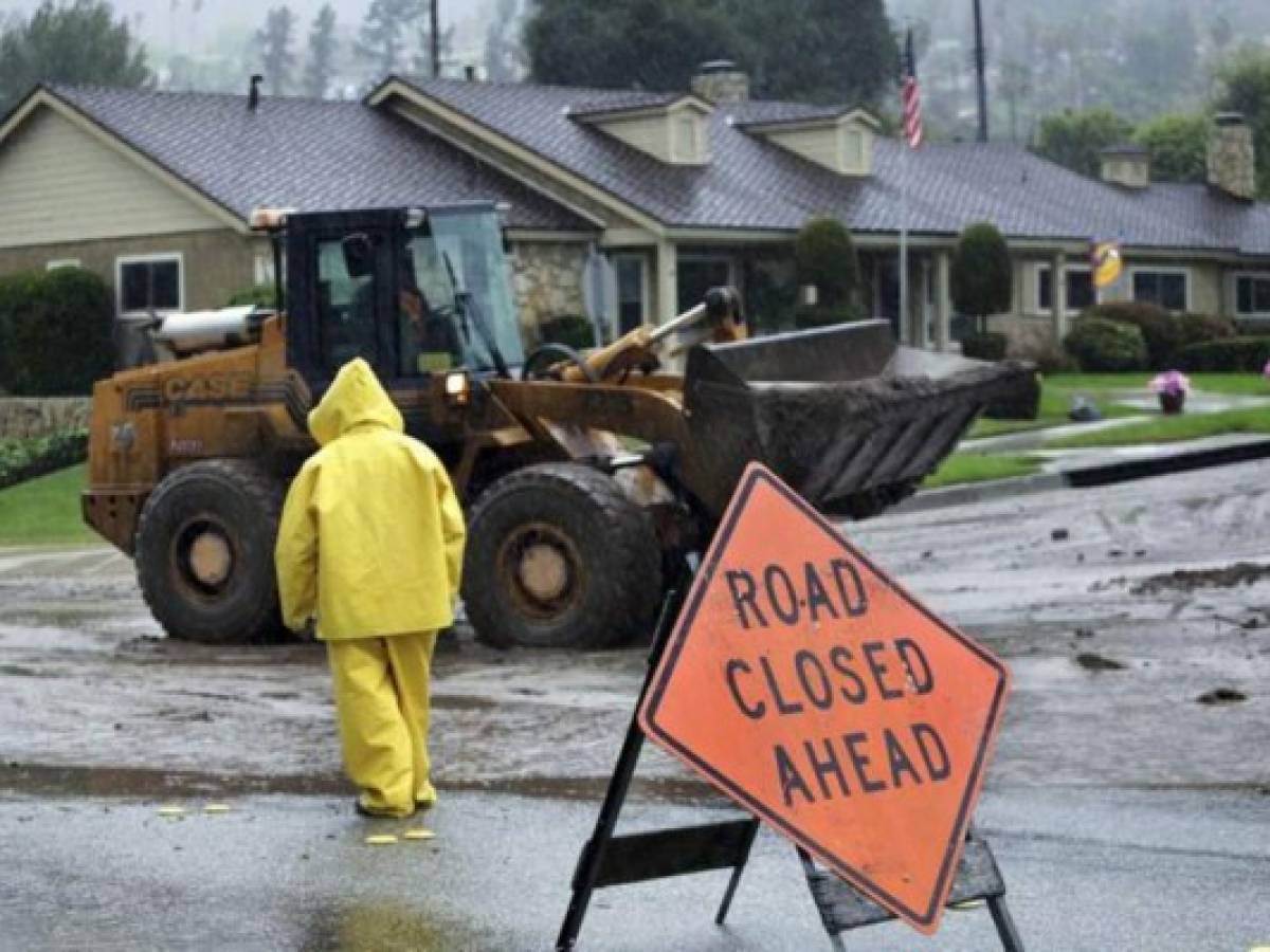 California declara emergencia por daños causados por fuertes tormentas