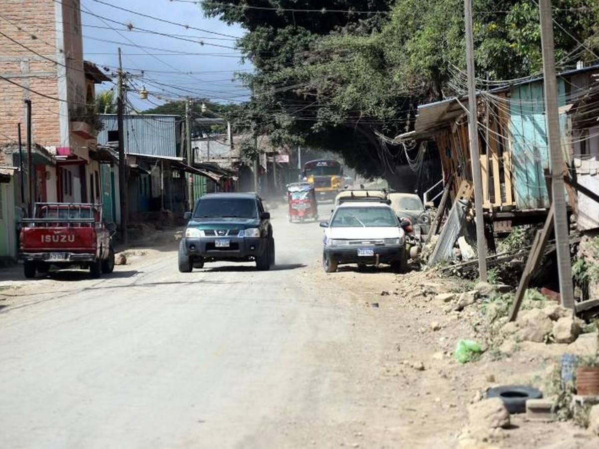En polvo quedó compromiso de pavimentación de El Carrizal I