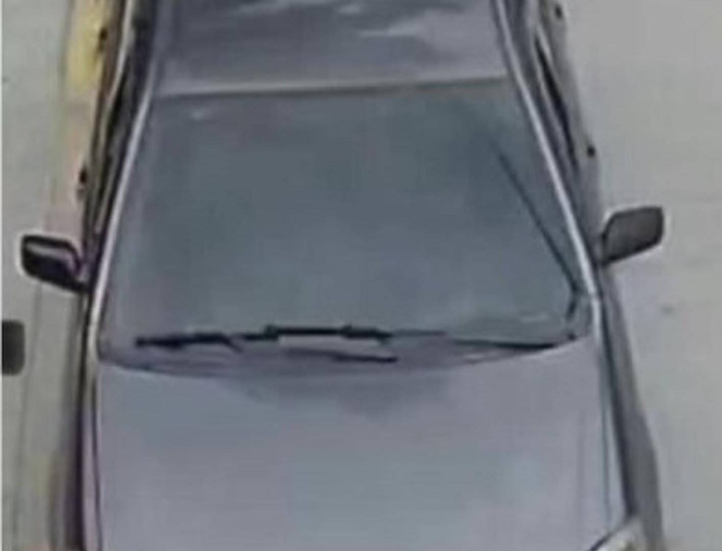 $!Este carro fue robado de un estacionamiento en la avenida La Paz de Tegucigalpa y al mes apareció registrado a nombre de otro dueño y con nuevas placas.