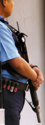 Honduras: 70,000 guardias privados superan a Policía y Fuerzas Armadas