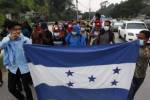 Los migrantes cruzaron a pie Honduras, Guatemala y México, donde la caravana se disolvió. A la frontera con EUA llegaron en grupos pequeños.