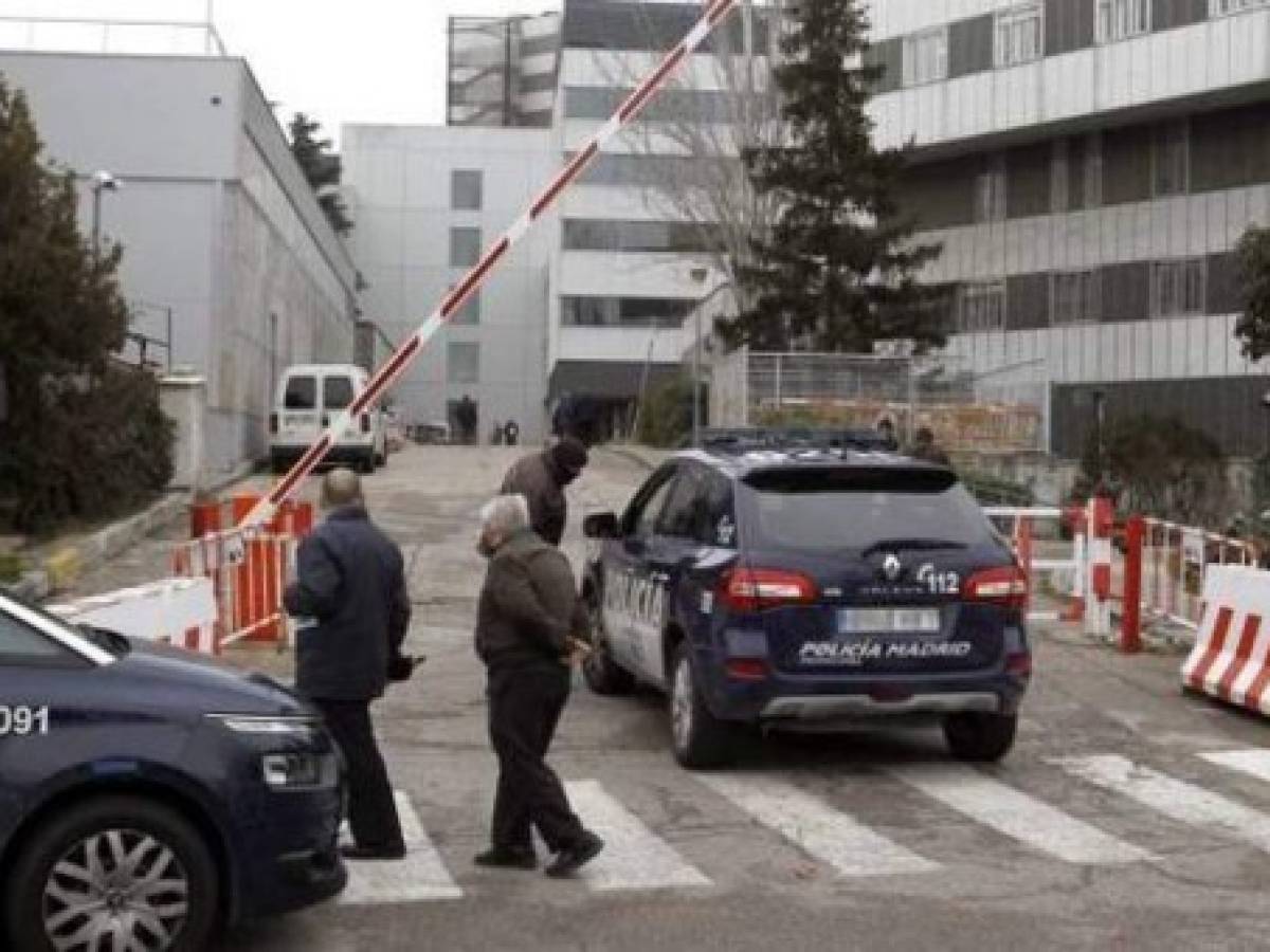 Joven chileno se mató con su bebé en Madrid al tirarse por la ventana de un hospital