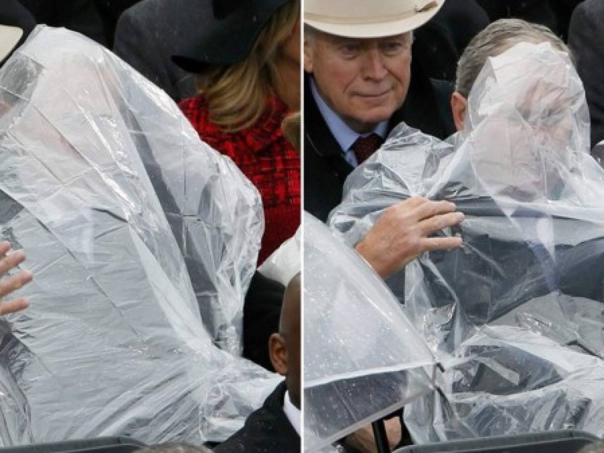 Las divertidas fotos de George W. Bush en ceremonia inaugural de Donald Trump   