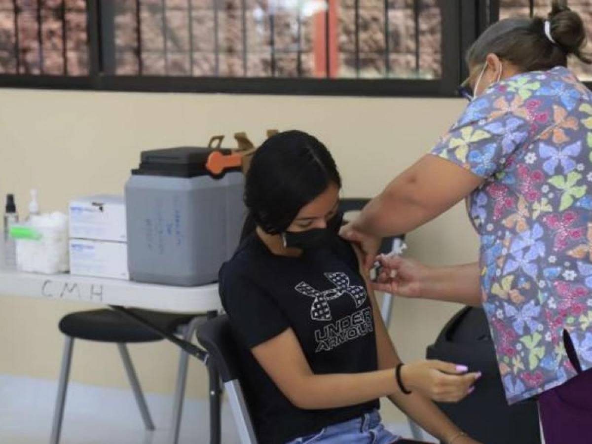 Horarios y puntos de vacunación en la capital de Honduras para Fin de Año