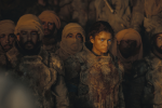 Zendaya como una fremen, uno de los habitantes nativos del desierto con su propio idioma, en “Dune: Parte Dos”.