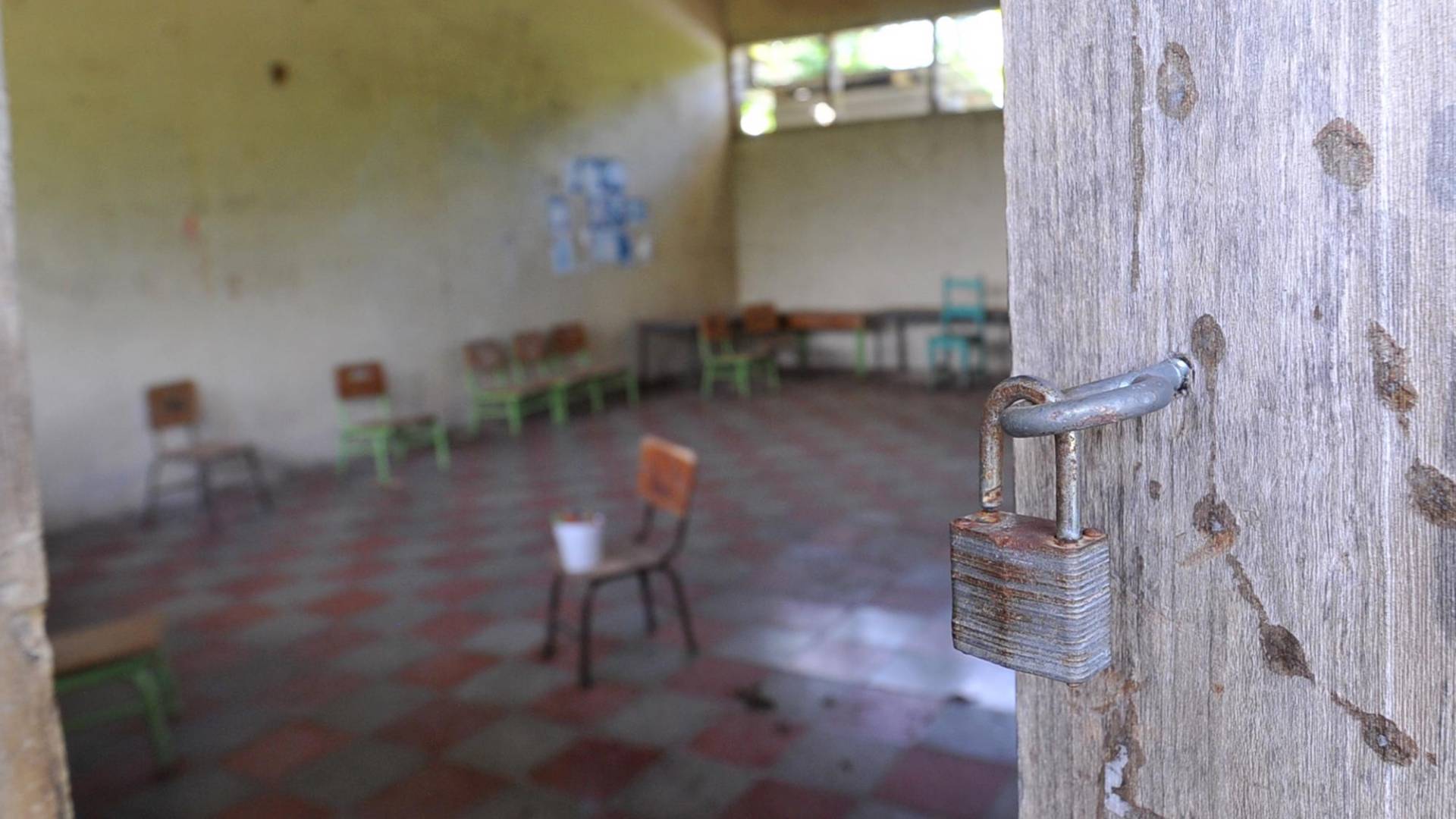 $!Las aulas de algunos centros educativos están completamente abandonadas. En muchos casos se debe a la falta de estudiantes.