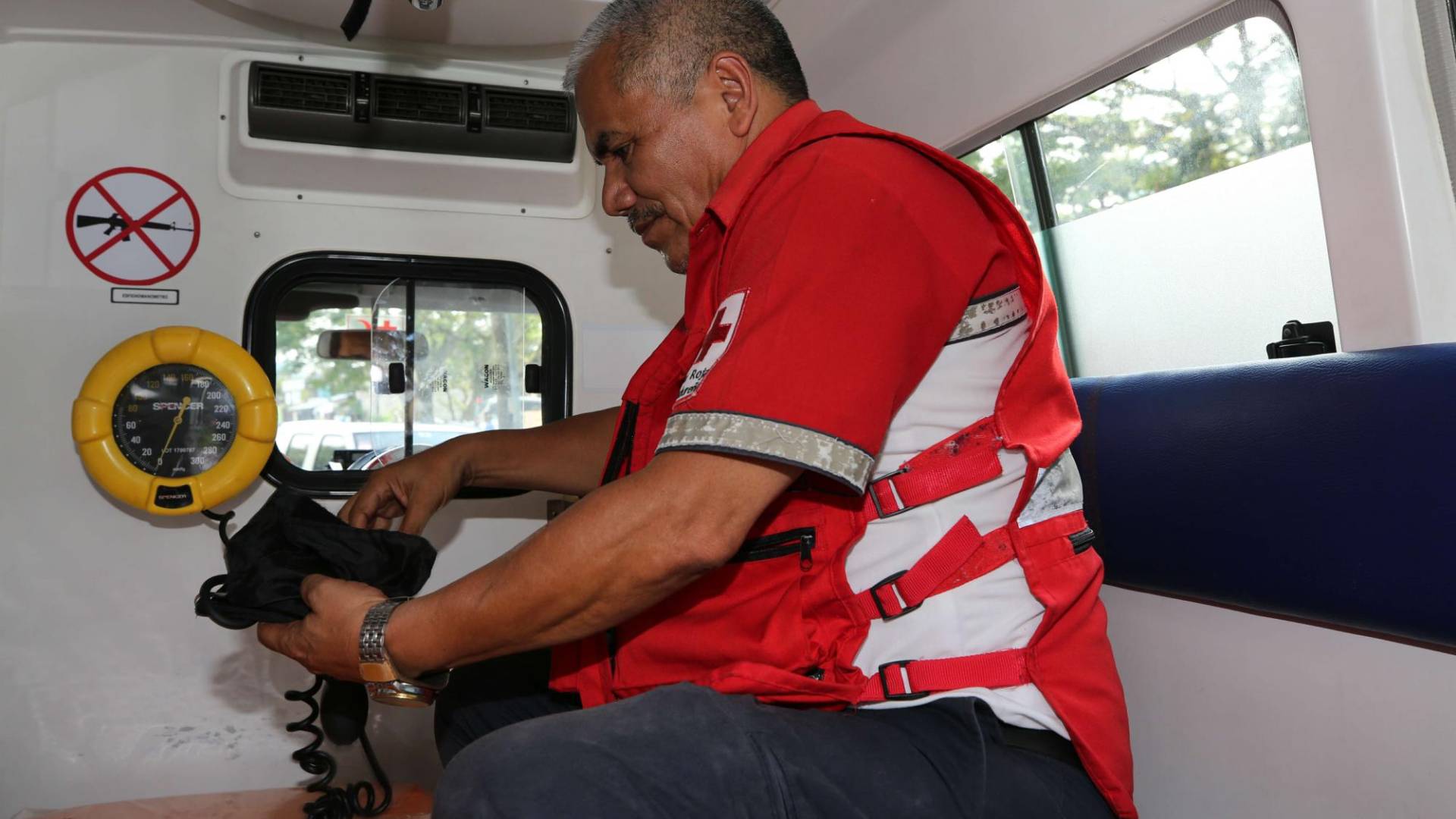 $!Rufino Elpidio Flores, fue uno de los primeros socorristas en llegar al lugar del accidente aéreo de Tan Sahsa el 21 de octubre de 1989.