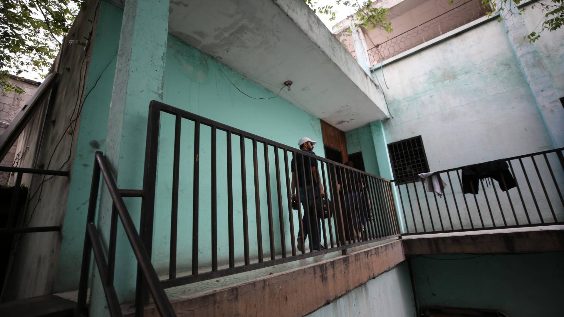 $!Esta es la casa en la que vive Nancy y su hija Zoe. En uno de los pisos vive la abuela de la niña, quien les permite quedarse en la misma vivienda.