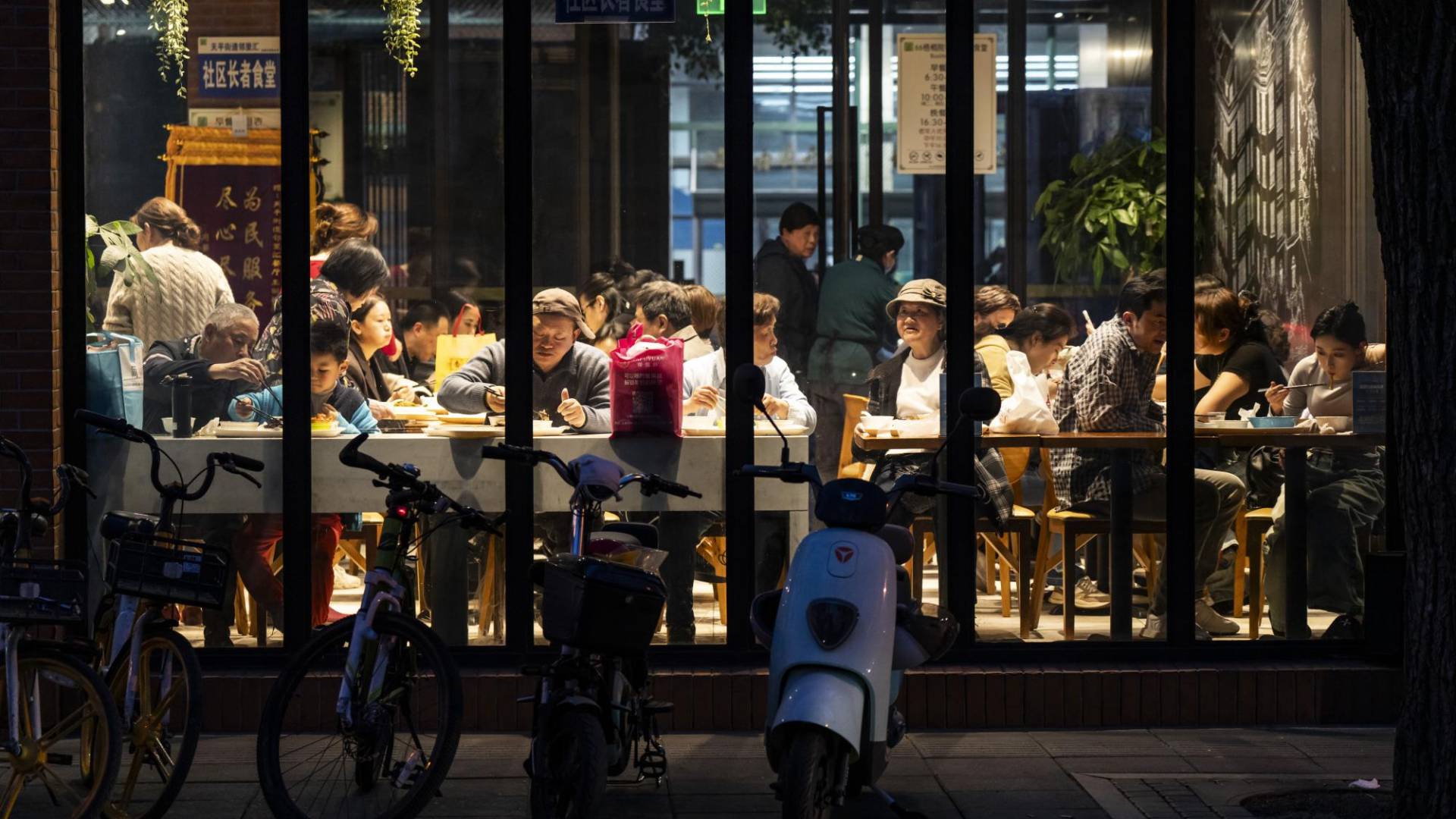 $!Los comedores comunitarios son de propiedad privada en China, pero están subvencionados por Beijing.