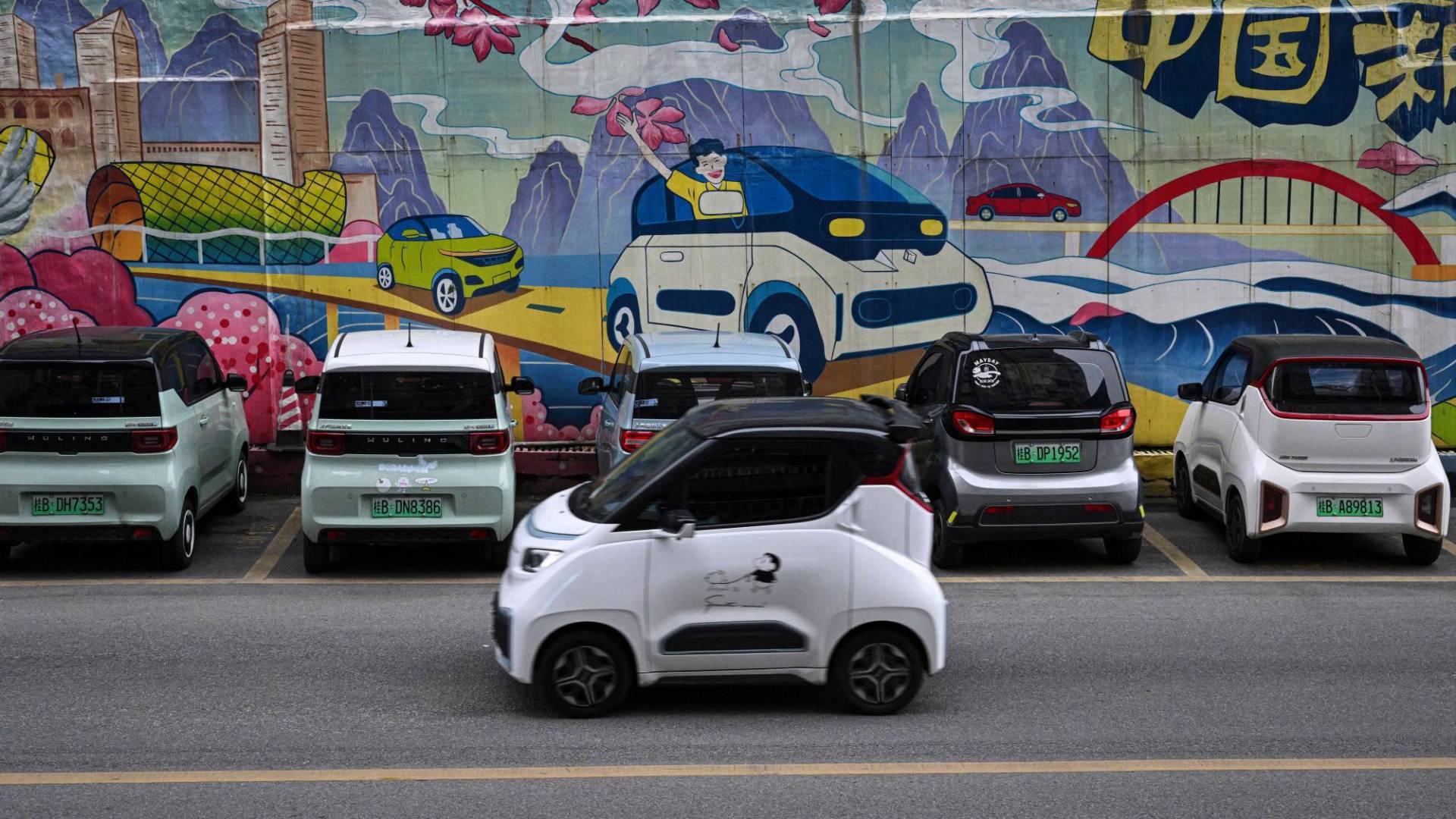 $!En China, el popular Hongguang Mini cuesta unos 5 mil dólares. Es construido en las fábricas de Liuzhou.