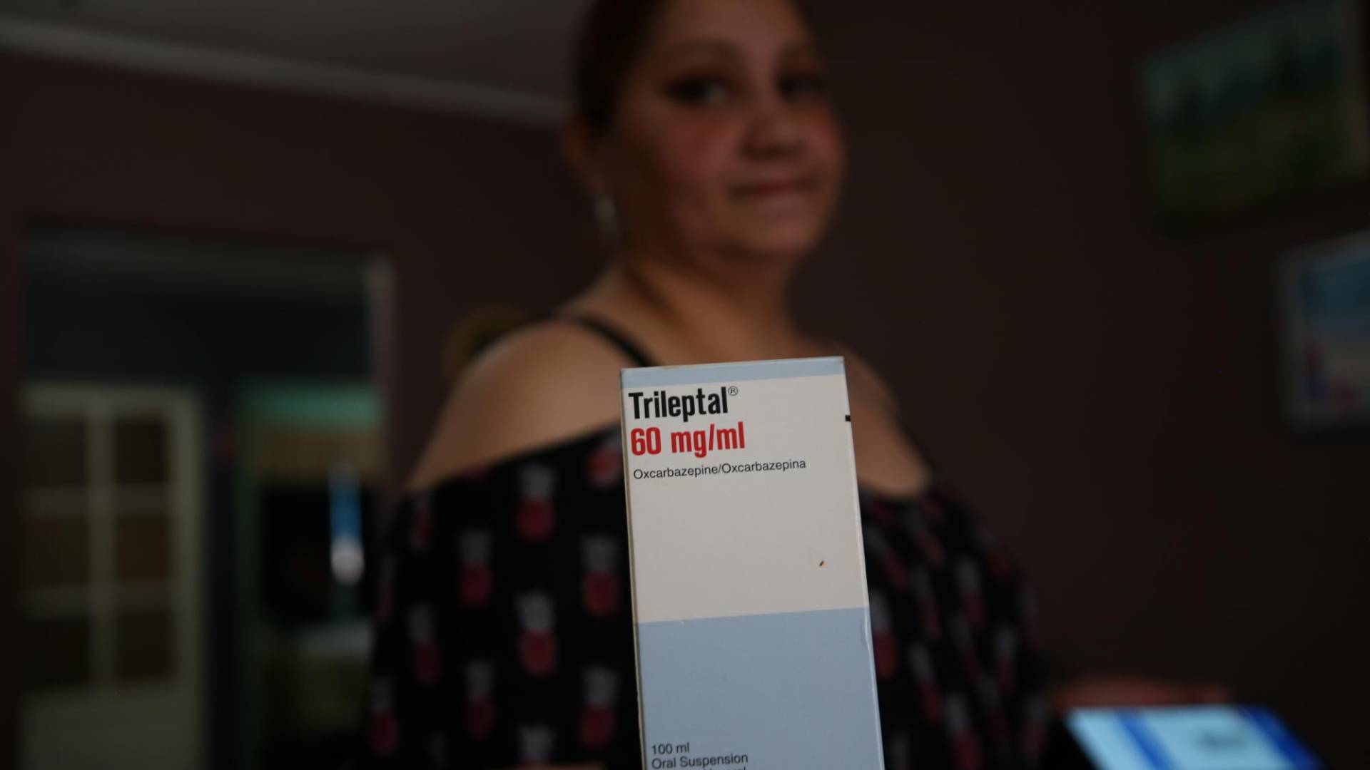 $!Zoe toma medicamentos para contrarrestar la epilepsia, aunque siempre sufre de convulsiones.