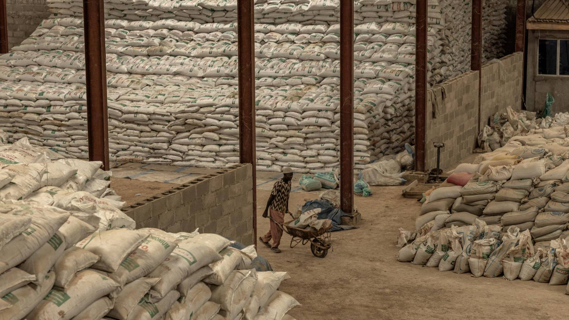 $!Una planta de fertilizante en Gombe, Nigeria. El País exporta la mayoría del fertilizante que produce a Sudamérica.