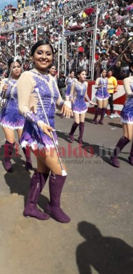 FOTOS: Elegantes y sofisticadas, así lucieron las palillonas del Central