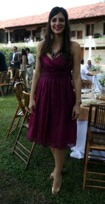 Unen sus vidas en una romántica ceremonia civil