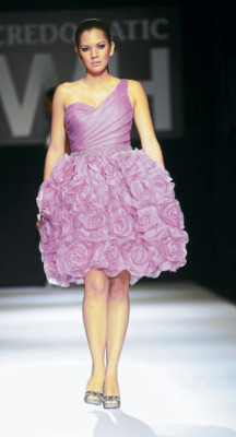 Azul klein, rojo y negro marcaron tendencia en 2013