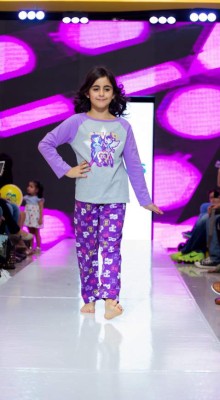 Ternura a flor de piel en la semana de la moda infantil en Tegucigalpa