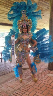 Daniela Villafranca, la elegante palillona que brilló en Danlí