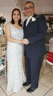 Pedro y Daisy se juraron amor en la Medalla Milagrosa