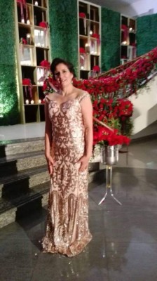 Las madres más elegantes en la gala de los Seniors 2017 de la Macris School