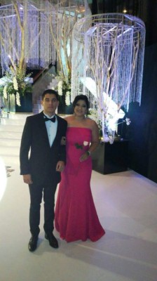 Graduandos en la Prom 2017 de DelCampo International School desfilaron con elegancia