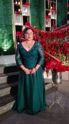 Las madres más elegantes en la gala de los Seniors 2017 de la Macris School