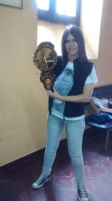 La hondureña que entrevistó a exbaterista de Megadeth