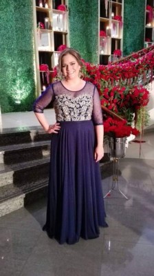 Las madres más elegantes en la gala de los Seniors 2017 de la Macris School