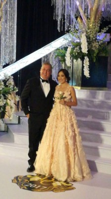 Graduandos en la Prom 2017 de DelCampo International School desfilaron con elegancia
