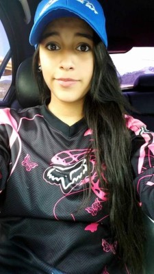 Michelle Bracamontes, la bella chica del clima en TV Azteca Honduras