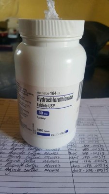 FOTOS: Esto fue lo que les decomisaron a dos señoras acusadas de usar pócimas contra sus clientes