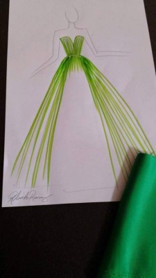 Diseñadores catrachos muestran bocetos de las tendencias que se verán en las próximas fiestas prom