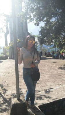 Dos polémicas figuras de la televisión hondureña juntas de paseo