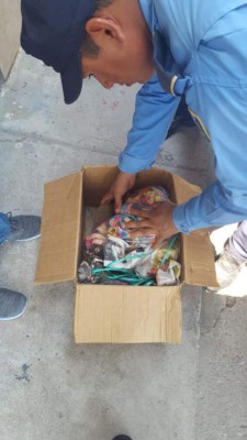 Capturan en La Ceiba a guatemalteco que ocultó 13 mil dólares en artesanías