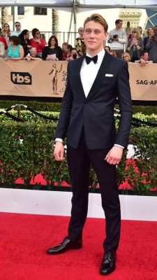 Los galanes de la alfombra roja de los premios SAG Awards 2017