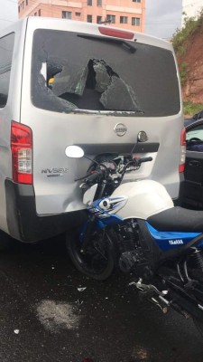 Un motociclista herido en quíntuple colisión en el anillo periférico