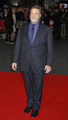 Actor John Goodman de 'Pedro Picapiedra' bajó de peso y se ve irreconocible