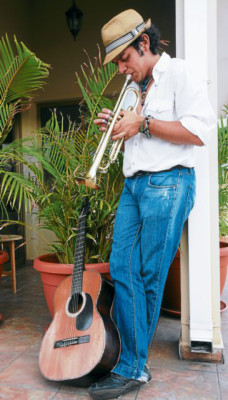 Rafael Rivera: 'Amo las artes, la música y el cine”