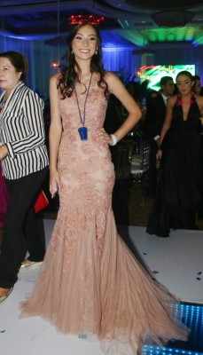 Ellas son las mejores vestidas en la Prom 2017 de la Escuela Americana