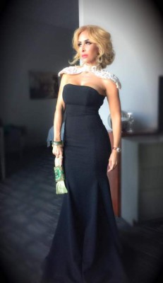 Conoce a Cristian Salas, la sensual esposa de Marco Antonio Solís 'El Buki'