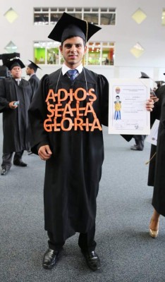 Fotogalería: Toda la algarabía y felicidad de los nuevos profesionales de la UNAH