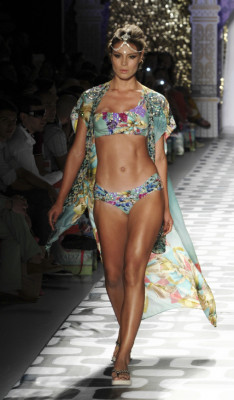 Majestuosa colección de trajes de baño