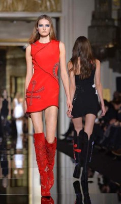 La sensual apuesta de Versace