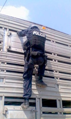 Incautan rastra que transportaría droga en el occidente de Honduras